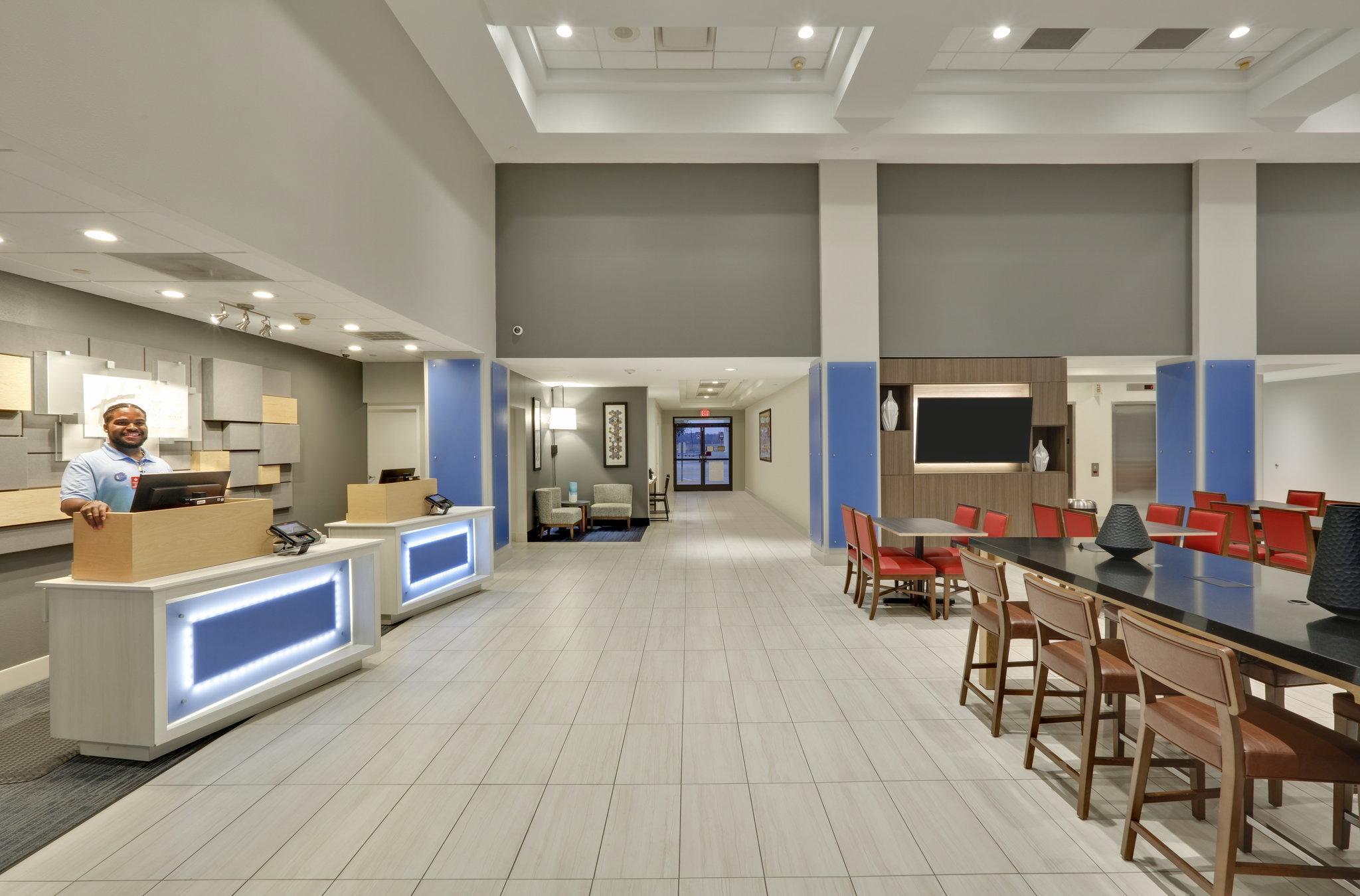 Holiday Inn Express & Suites Irving Conv Ctr - Las Colinas By Ihg מראה חיצוני תמונה