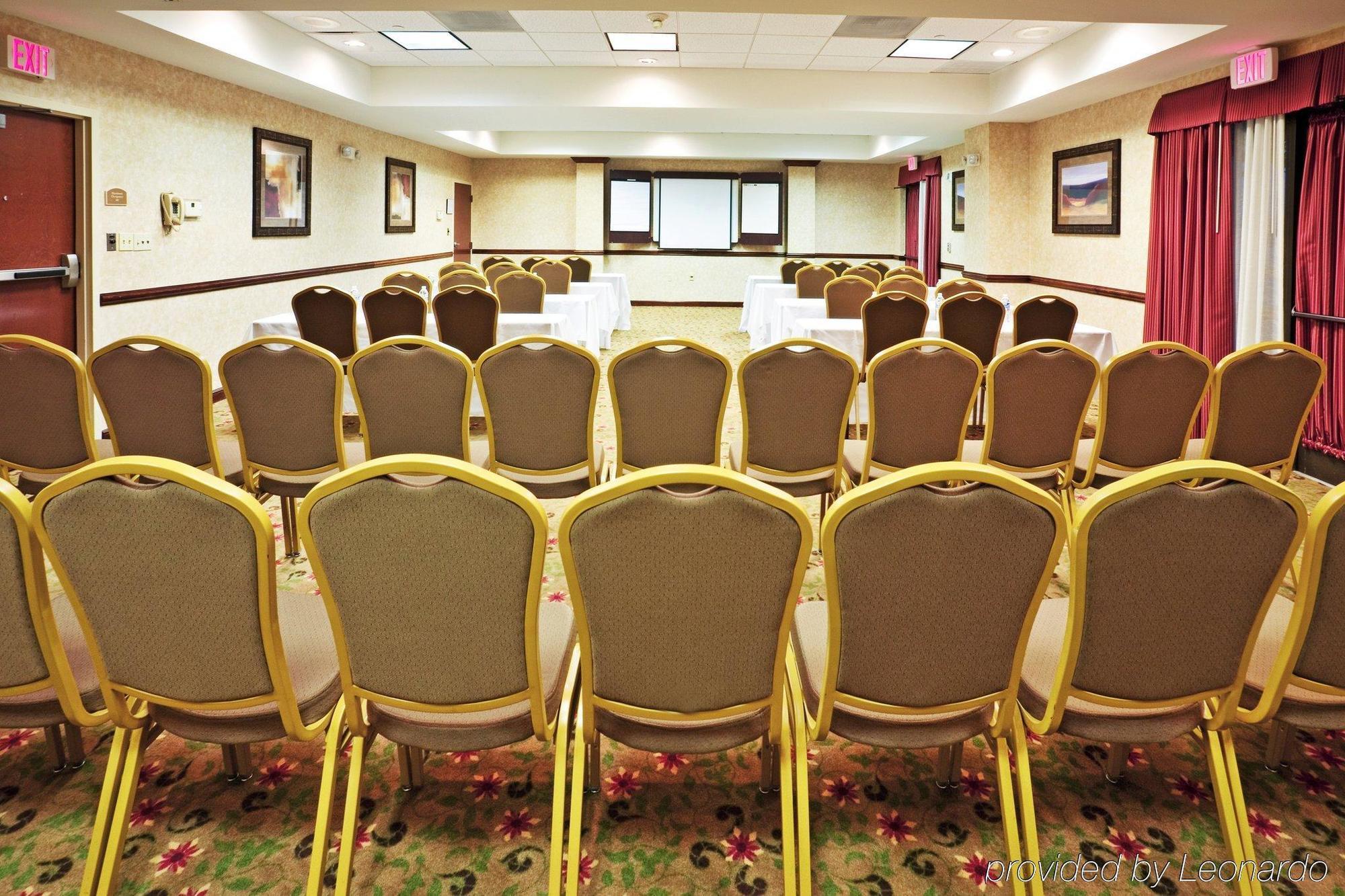 Holiday Inn Express & Suites Irving Conv Ctr - Las Colinas By Ihg מתקנים תמונה
