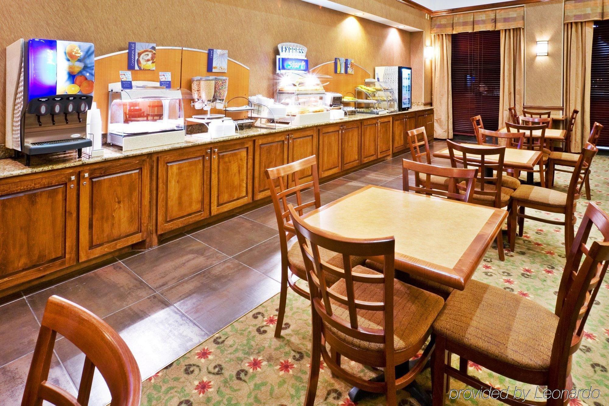 Holiday Inn Express & Suites Irving Conv Ctr - Las Colinas By Ihg מסעדה תמונה