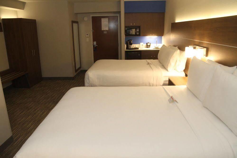 Holiday Inn Express & Suites Irving Conv Ctr - Las Colinas By Ihg מראה חיצוני תמונה